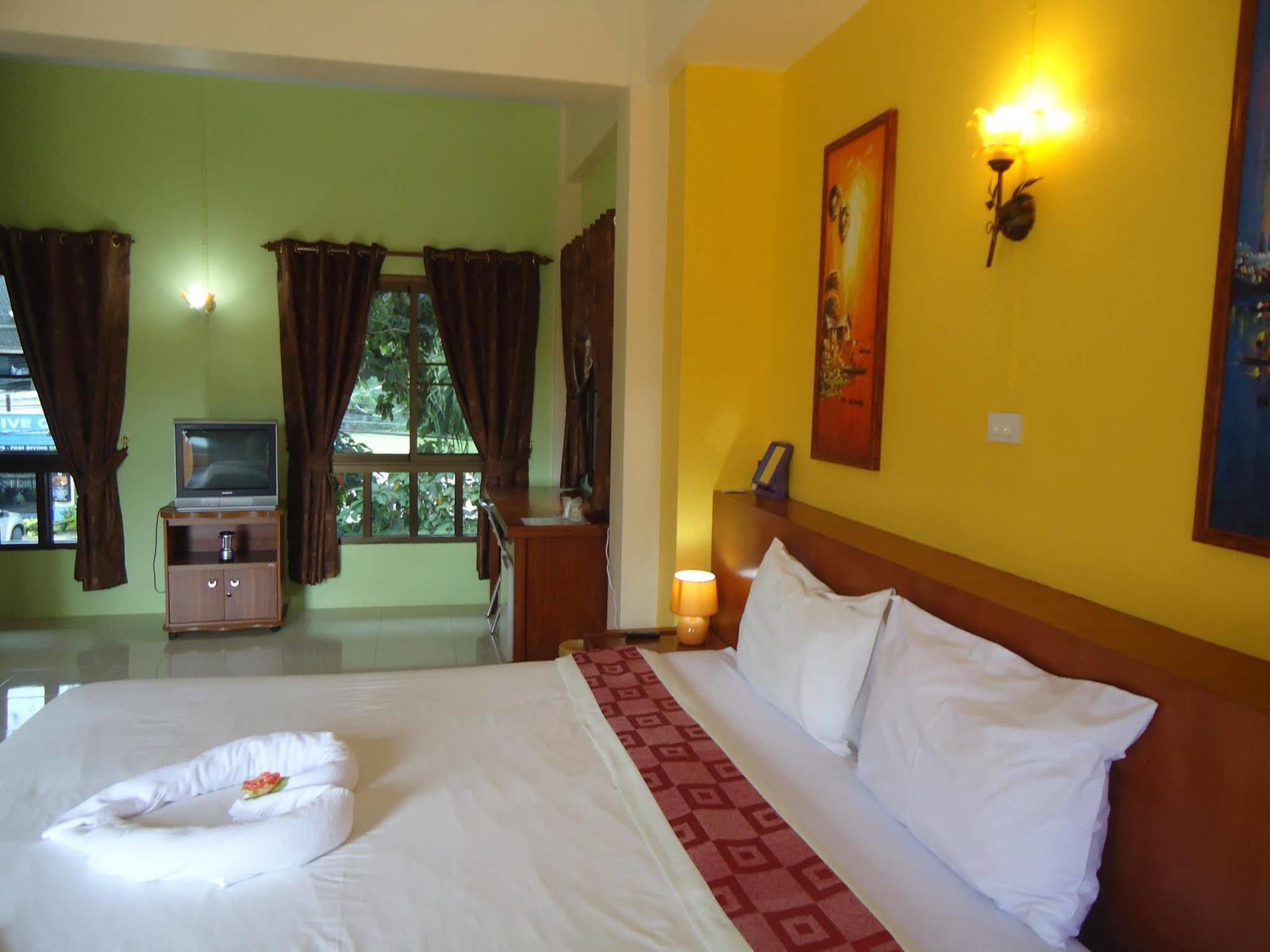 Thai Life Guesthouse Khaolak خاو لاك المظهر الخارجي الصورة